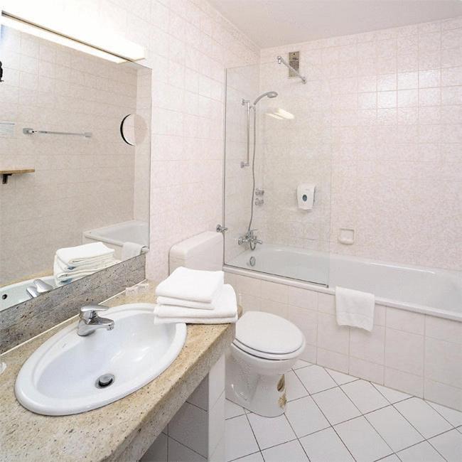 Hotel Grasbrunner Hof Habitación foto